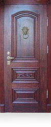 пример стальной двери с отделкой из массива дуба